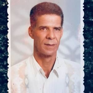 Meet your Posher, Mona